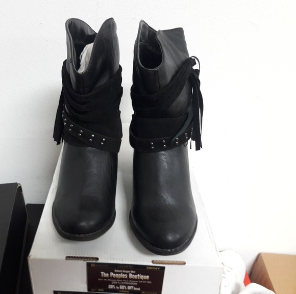 Fahrenheit - Picture 2 of 4